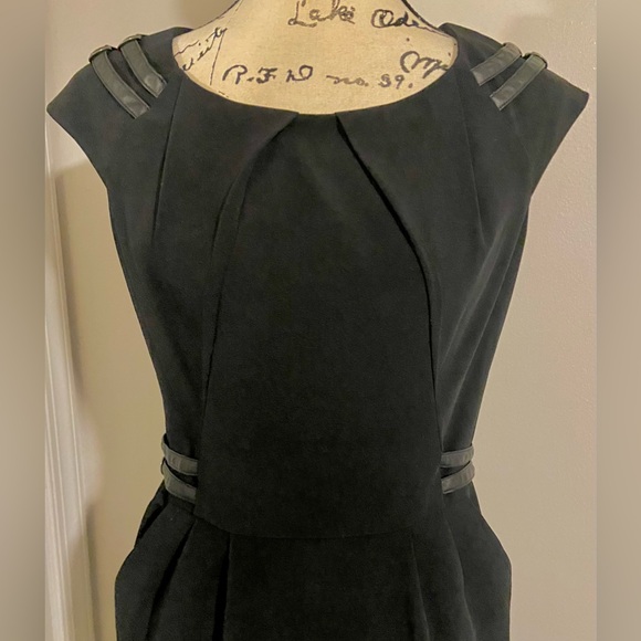 NWT Cynthia Steffe Mini Dress With Pockets & Faux Leather - Picture 2 of 14